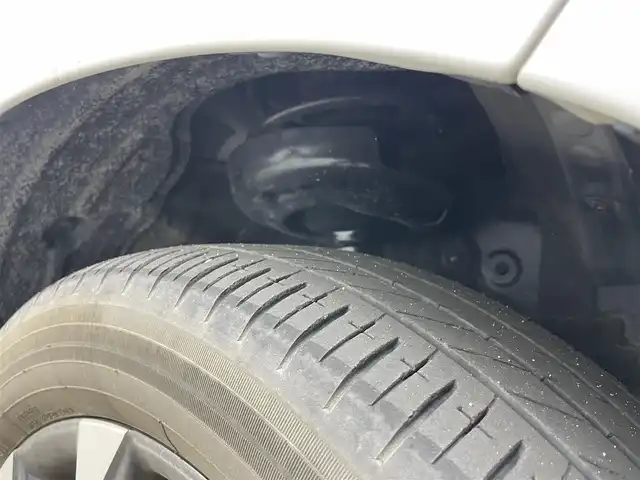 トヨタ ノア ハイブリッド S－Z 岡山県 2022(令4)年 5.3万km ホワイトパールクリスタルシャイン 純正10.5インチディスプレイオーディオ/ナビ/Bluetooth/地デジ/USB/DVD/CD/純正14インチフリップダウンモニター/V14T-R72R/バックカメラ/ビルトインETC2.0/両側パワースライドドア/セーフティセンス /・プリクラッシュセーフティ/・レーンキープアシスト/・オートハイビーム /レーダークルーズコントロール/前後ドラレコ /HDMI接続/AC100V電源/オートホールド /シートヒーター/純正フロアマット