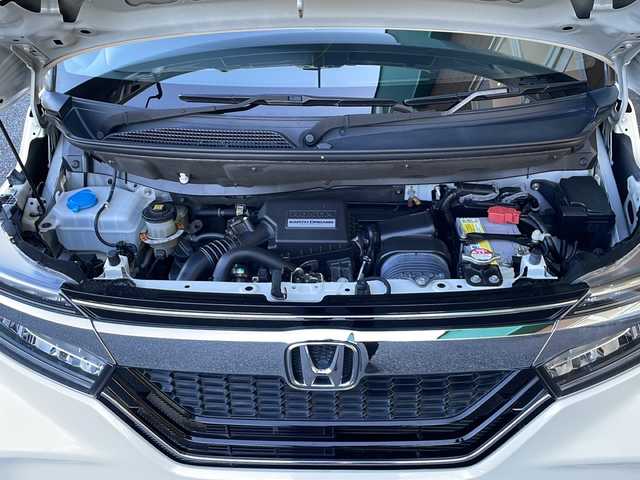 ホンダ Ｎ ＢＯＸ カスタム G L ターボ ホンダセンシング 岐阜県 2019(令1)年 2.9万km プラチナホワイトパール 禁煙車/ホンダセンシング/社外ナビ/AM/FM/CD/DVD/フルセグTV/クルーズコントロール/衝突軽減ブレーキ/レーンキープアシスト/両側パワースライドドア/シートヒーター/ハーフレザーシート/カーテンエアバッグ/バックカメラ/パドルシフト/ビルトインETC/純正フロアマット/純正アルミホイール/オートエアコン/オートライト/プッシュスタート/スマートキー