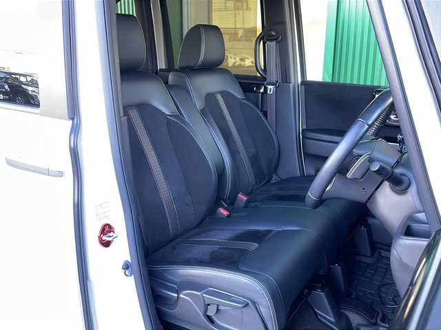 ホンダ Ｎ ＢＯＸ カスタム G L ターボ ホンダセンシング 岐阜県 2019(令1)年 2.9万km プラチナホワイトパール 禁煙車/ホンダセンシング/社外ナビ/AM/FM/CD/DVD/フルセグTV/クルーズコントロール/衝突軽減ブレーキ/レーンキープアシスト/両側パワースライドドア/シートヒーター/ハーフレザーシート/カーテンエアバッグ/バックカメラ/パドルシフト/ビルトインETC/純正フロアマット/純正アルミホイール/オートエアコン/オートライト/プッシュスタート/スマートキー