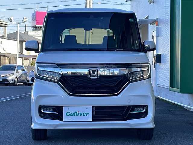 ホンダ Ｎ ＢＯＸ カスタム G L ターボ ホンダセンシング 岐阜県 2019(令1)年 2.9万km プラチナホワイトパール 禁煙車/ホンダセンシング/社外ナビ/AM/FM/CD/DVD/フルセグTV/クルーズコントロール/衝突軽減ブレーキ/レーンキープアシスト/両側パワースライドドア/シートヒーター/ハーフレザーシート/カーテンエアバッグ/バックカメラ/パドルシフト/ビルトインETC/純正フロアマット/純正アルミホイール/オートエアコン/オートライト/プッシュスタート/スマートキー