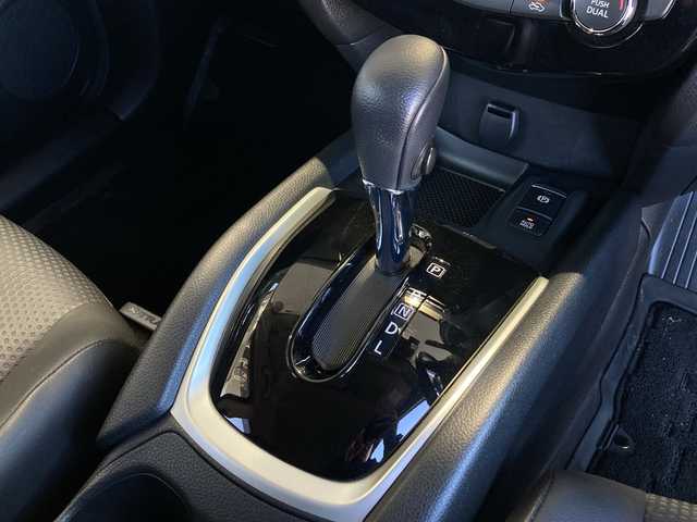 日産 エクストレイル 20Xi 富山県 2019(令1)年 3.8万km ダイヤモンドブラック 4WD/純正SDナビ/フルセグ/アラウンドビューモニター/エマージェンシーブレーキ/プロパイロット/レーダークルーズコントロール/レーンキープアシスト/パワーバックドア/ETC/シートヒーター/アイドリングストップ/インテリジェントキー/LEDヘッドライト