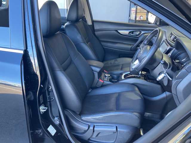 日産 エクストレイル 20Xi 富山県 2019(令1)年 3.8万km ダイヤモンドブラック 4WD/純正SDナビ/フルセグ/アラウンドビューモニター/エマージェンシーブレーキ/プロパイロット/レーダークルーズコントロール/レーンキープアシスト/パワーバックドア/ETC/シートヒーター/アイドリングストップ/インテリジェントキー/LEDヘッドライト