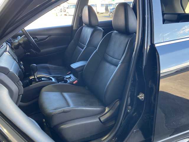 日産 エクストレイル 20Xi 富山県 2019(令1)年 3.8万km ダイヤモンドブラック 4WD/純正SDナビ/フルセグ/アラウンドビューモニター/エマージェンシーブレーキ/プロパイロット/レーダークルーズコントロール/レーンキープアシスト/パワーバックドア/ETC/シートヒーター/アイドリングストップ/インテリジェントキー/LEDヘッドライト