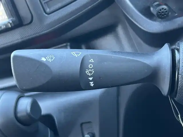 ダイハツ ミラ イース L SAⅢ 福島県 2020(令2)年 2.8万km ホワイト スマートアシストIII/・衝突回避支援ブレーキ機能/・前後誤発進抑制制御/・車線はみ出し警報/・先行車発進お知らせ機能/・社外ナビゲーション/型番：AVIC-RZ003/【SD/Bluetooth】/前方ドライブレコーダー/アイドリングストップ/純正フロアマット/ドアバイザー