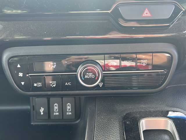 ホンダ Ｎ ＢＯＸ カスタム G L ターボ ホンダセンシング 香川県 2017(平29)年 7.4万km クリスタルブラックパール 純正8インチナビ（フルセグTV/CD，DVD/BT)/バックカメラ/全方位ドライブレコーダー/両側パワースライドドア/ビルトインETC/LEDヘッドライト/オートライト