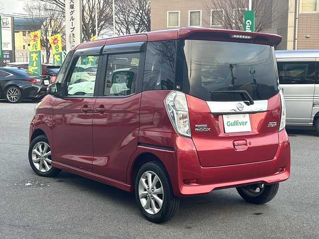 日産 デイズ ルークス ハイウェイスターX 鳥取県 2017(平29)年 3.6万km スパークリングレッドM エマージェンシーブレーキ/純正ナビ【MM316D-W】/・フルセグ/・CD/DVD/・Bluetooth/全方位モニター/スマートキー/プッシュスタート/AAC/ETC/ドライブレコーダー/左電動スライドドア/純正14AW/ABS/横滑り防止装置/セキリティアラーム/オートライト/オートマチックハイビーム/LEDヘッドライト/W&サイドエアバック