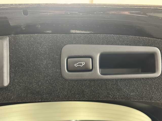 トヨタ ハリアー プレミアム 新潟県 2014(平26)年 10.1万km ブラック 純正9インチSDナビ/(CD/DVD/Bluetooth/USB/HDMI/フルセグTV)/バックカメラ/ETC/ドライブレコーダー/ミラー型レーダー探知機/ハーフレザーシート/パワーシート/パワーバックドア/クルーズコントロール/車線逸脱警報/オートハイビームアシスト/LEDヘッドライト/社外19インチアルミホイール