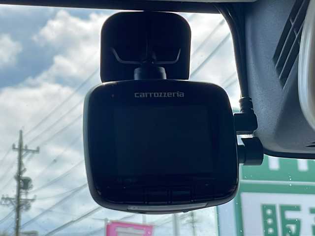 スズキ ジムニー シエラ JC 静岡県 2018(平30)年 7.7万km ミディアムグレー ワンオーナー/スズキセーフティサポート/・デュアルセンサーブレーキサポート/・誤発進抑制機能/・標識認識機能/・車線逸脱警報機能/・ふらつき警報機能/・先行車発進お知らせ機能/・オートハイビーム/社外ナビ/・フルセグTV/・CD/DVD/Bluetooth/ラジオ/主要装備/・4WD/・クルーズコントロール/・ETC/・ドライブレコーダー/・バックカメラ/・ステアリングリモコン/・ヘッドライトウォッシャー/・LEDヘッドライト/・プッシュスタート/・スマートキー