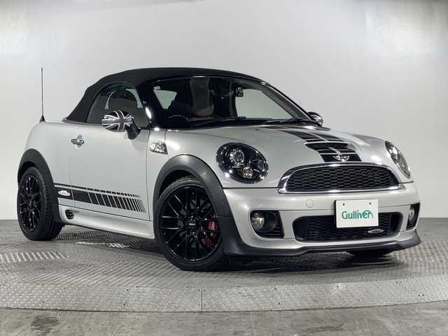 ＭＩＮＩ ミニ ロードスター ジョンクーパーワークス 沖縄県 2012(平24)年 5.4万km パール 禁煙車　/６ＭＴ　/タワーバー　/純正オーディオ　/（CD FM AM）/レザーシート/シートヒーター　/前方ドライブレコーダー　/純正アルミホイール　　/プッシュスタート　/ＨＩＤヘッドライト/横滑り防止装置/スペアキー