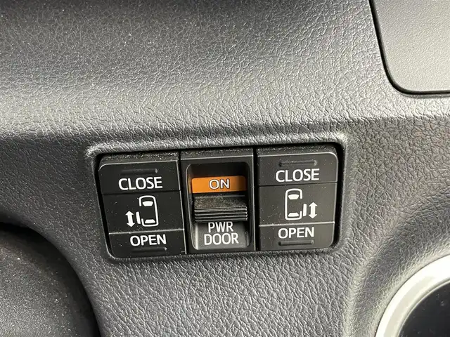 トヨタ シエンタ G クエロ 埼玉県 2019(平31)年 7.8万km ヴィンテージブラウンパールクリスタルシャイン/ホワイトパールクリスタルシャイン 純正ナビ　/(フルセグ/AM/FM/Bluetooth)　/バックカメラ　/ビルトインＥＴＣ　/前方ドライブレコーダー　/純正フロアマット　/両側パワースライドドア　/レーンディパーチャーアラート　/パーキングサポートブレーキ　/クリアランスソナー/先行車発進告知