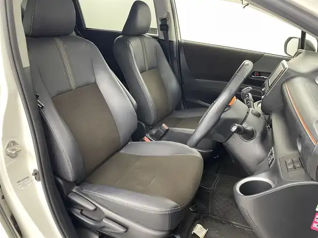 トヨタ シエンタ G クエロ 埼玉県 2019(平31)年 7.8万km ヴィンテージブラウンパールクリスタルシャイン/ホワイトパールクリスタルシャイン 純正ナビ　/(フルセグ/AM/FM/Bluetooth)　/バックカメラ　/ビルトインＥＴＣ　/前方ドライブレコーダー　/純正フロアマット　/両側パワースライドドア　/レーンディパーチャーアラート　/パーキングサポートブレーキ　/クリアランスソナー/先行車発進告知