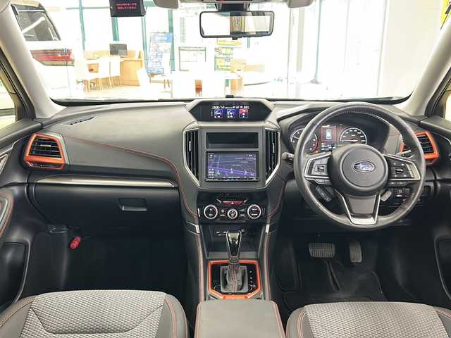 スバル フォレスター X－ブレイク 道央・札幌 2019(平31)年 7万km クリスタルブラックシリカ ・ワンオーナー/・4WD/・社外ナビ/フルセグTV/DVD/CD/SD/BT/・フロント/サイドカメラ/・純正エンジンスターター/・デジタルインナーミラー/・ドライブレコーダー/・アイサイト/・プリクラッシュブレーキ/・全車速追従付きクルーズコントロール/・前後誤発進抑制機能/・先行車発進お知らせ/・レーンキープアシスト/・RAB/・ブラインドスポットモニター/・パドルシフト/・ステアリングヒーター/・アイドリングストップ/・横滑り防止/・ハーフレザーシート/・前席パワーシート/・シートヒーター/・LEDヘッドライト/・LEDフォグ/・リヤフォグ/・プッシュスタート/・スマートキー/・ルーフレール/・電格ミラー/・ミラーヒーター
