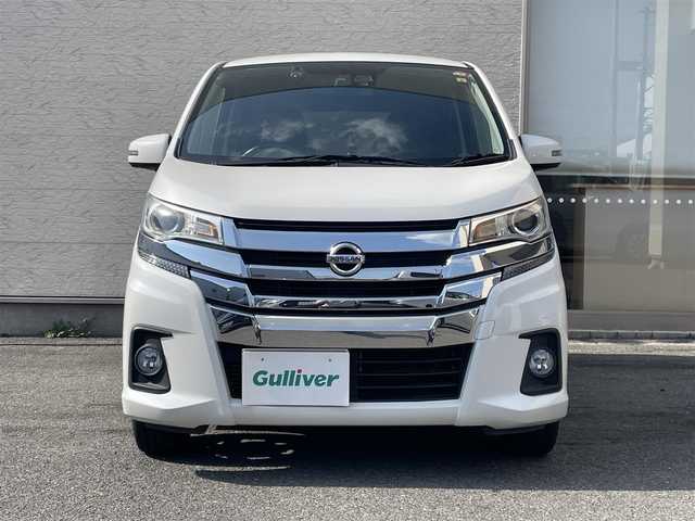 日産 デイズ ハイウェイスターG ターボ 大阪府 2016(平28)年 15万km ホワイトパール 純正7インチナビ/（フルセグ／ＢＴ／ＣＤ／ＤＶＤ）/全方位モニター/衝突被害軽減システム/盗難防止装置/横滑り防止装置/アイドリングストップ/オートマチックハイビーム/前方ドライブレコーダー/ETC/純正15インチAW/保証書/取扱説明書