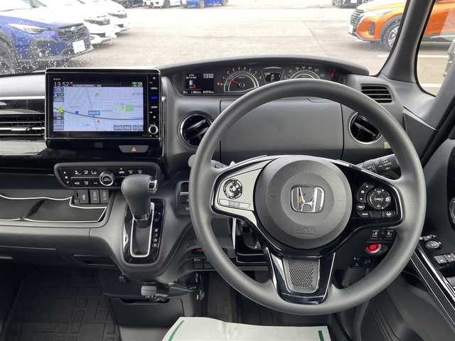 ホンダ Ｎ ＢＯＸ カスタム L 石川県 2023(令5)年 1.4万km プラチナホワイトパール ワンオーナー/純正8型ナビ/CD/DVD/フルセグTV/バックカメラ/両側パワースライドドア/LEDヘッドライト/ETC/シートヒーター/ドライブレコーダー/ホンダセンシング/レーダークルーズ/社外アルミホイール/無限スポイラー/保証書