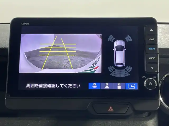 ホンダ Ｎ ＢＯＸ カスタム ターボ コーディネートS 神奈川県 2023(令5)年 1.8万km プラチナホワイトパール ターボ/ナビ装着スペシャルパッケージ/純正9型メモリーナビゲーション【LXU-242NBi】/フルセグ　CD DVD　AM FM MUSICRACK　Applecarplay　Androidauto　Bluetooth　USB　HDMI　iPod/バックカメラ/両側電動スライドドア【サンシェード】/ホンダセンシング/衝突軽減ブレーキ/歩行者事故低減ステアリング/標識認識機能/車線維持支援システム/オートハイビーム/後方誤発進抑制機能/パーキングセンサーシステム/先行車発進お知らせ機能/路外逸脱抑制機能/渋滞追従機能付アダブティブクルーズコントロール/誤発進抑制機能/近距離衝突軽減ブレーキ/前後パーキングセンサー/革巻きステアリング/パドルシフト/合皮コンビシート/前席シートヒーター/SOSコール/ビルトインETC/電動パーキングブレーキ/ブレーキオートホールド/ルーフコンソール/前席アクセサリーソケット/充電用USBタイプC端子/プッシュスタート/スマートキー/LEDヘッドライト/オートライト/LEDフロントフォグ/純正サイド/リアスポイラー/純正15インチアルミホイール