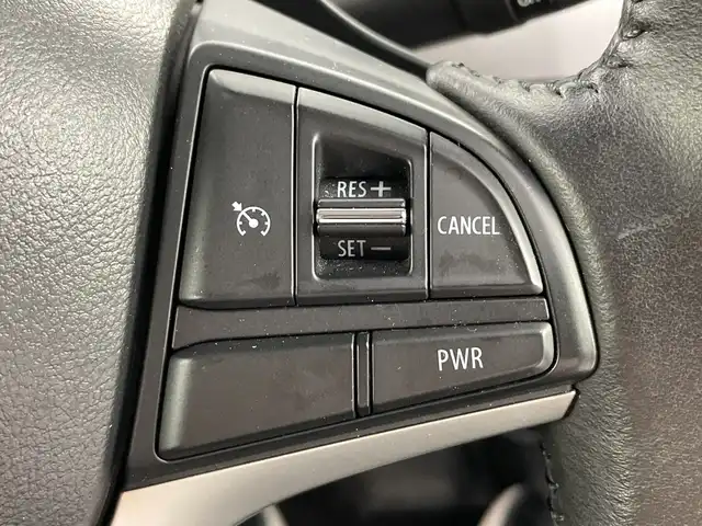 スズキ スペーシア ギア HYBRID XZターボ 愛知県 2019(令1)年 5.1万km ブリスクブルーメタリック/ガンメタリック2トーンルーフ 禁煙車/ターボ/純正8インチナビ/（CD/DVD/Bluetooth/フルセグTV/USB)/全方位カメラ/セーフティサポート/・デュアルセンサーブレーキサポート/・車線逸脱警報機能/・先行車発進お知らせ機能/・後退時ブレーキサポート/・リアパーキングセンサー/・前後誤発進抑制機能/・ふらつき警報機能/・ハイビームアシスト/ヘッドアップディスプレイ/クルーズコントロール/ドライブレコーダー/ETC/シートヒーター/パドルシフト/両側パワースライドドア/アイドリングストップ/ルーフレール/LEDヘッドライト/フロントフォグランプ/純正フロアマット/スマートキー/プッシュスタート/横滑り防止装置/電動格納ミラー/