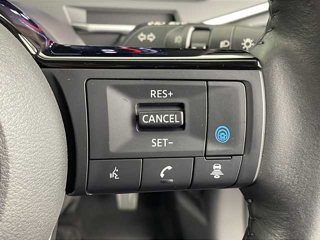 日産 オーラ G レザーエディション 埼玉県 2021(令3)年 2.7万km ガーネットレッド/スーパーブラック 2トーン プロパイロット/純正メモリナビ/Bluetooth/フルセグ/BOSEサウンドシステム/置くだけ充電/アラウンドビューモニター/インテリジェントルームミラー/ブラインドスポットモニター/純正ドライブレコーダー/ビルトインETC2.0/レザーシート/ハンドルヒーター/前席シートヒーター/純正17インチAW/プッシュスタート/電動パーキング/純正フロアマット/スマートキー/スペアキー1本