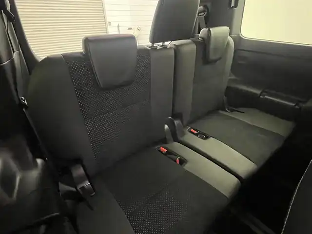 トヨタ ヴォクシー ZS 煌Ⅲ 岡山県 2020(令2)年 1.5万km ブラック 純正10インチナビ NSZN-Z68T/地デジ/Bluetooth/DVD/CD/SD/バックカメラ/両側パワースライドドア/セーフティセンス /・プリクラッシュセーフティ/・レーンディパーチャーアラート/・オートハイビーム/クルーズコントロール/ハーフレザーシート /プッシュスタート /スマートキー/純正前後ドラレコ /ビルトインETC/純正16インチアルミホイール