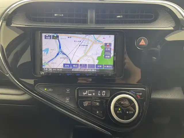 トヨタ アクア S 宮城県 2019(平31)年 2.9万km グレーメタリック KENWOODナビ/・BT接続/ビルトインETC/前方ドラレコ/ヘッドライトレベライザー/プリクラッシュセーフティ/LDA/ECOモード/・EV走行モード/純正ホイールカバー/バックカメラ/電動格納ミラー/ドアバイザー/禁煙車