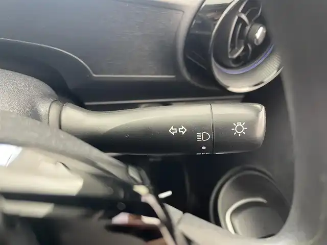 トヨタ アクア S 宮城県 2019(平31)年 2.9万km グレーメタリック KENWOODナビ/・BT接続/ビルトインETC/前方ドラレコ/ヘッドライトレベライザー/プリクラッシュセーフティ/LDA/ECOモード/・EV走行モード/純正ホイールカバー/バックカメラ/電動格納ミラー/ドアバイザー/禁煙車