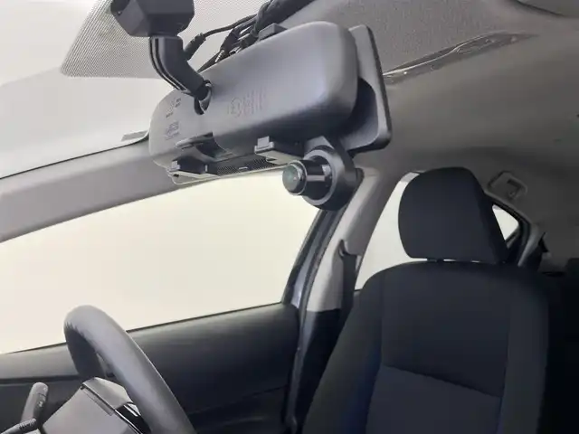 トヨタ アクア S 宮城県 2019(平31)年 2.9万km グレーメタリック KENWOODナビ/・BT接続/ビルトインETC/前方ドラレコ/ヘッドライトレベライザー/プリクラッシュセーフティ/LDA/ECOモード/・EV走行モード/純正ホイールカバー/バックカメラ/電動格納ミラー/ドアバイザー/禁煙車