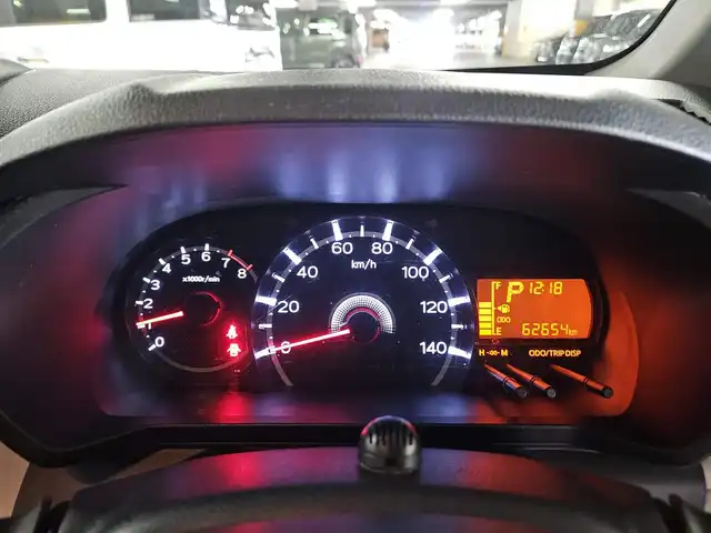 ダイハツ ムーヴ X リミテッド SAⅢ 鹿児島県 2019(平31)年 6.3万km パールホワイトⅢ 〇純正ナビ/〇フルセグTV/〇バックカメラ/〇ビルトインETC/〇スマートアシスト3/〇ecoIDOLシステム/〇アイドリングストップ/〇オートハイビーム/〇オートライト/〇革巻きステアリングホイール/ステアリングスイッチ/〇シートリフター/シートヒーター/〇キーフリーシステム/プッシュボタンスタート/〇スペアキー/〇禁煙車