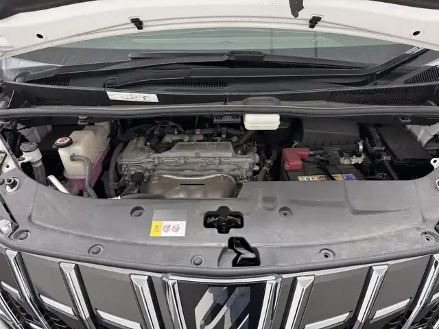 トヨタ アルファード S Cパッケージ 三重県 2020(令2)年 2.4万km ホワイトパールクリスタルシャイン ガソリン/FF/MTモード付インパネCVT/純正 9インチディスプレイオーディオ＋ナビ/（FM/AM/CD*/DVD*/USB/iPod/Bluetooth/TV/Miracast）/12.1インチ 後席モニター V12T-R68C/バックガイドモニター/両側パワースライドドア/ビルトイン ETC/Toyota Safety Sense/・プリクラッシュセーフティ/・レーントレーシングアシスト/・クリアランスソナー/・パーキングサポートブレーキ/・アダプティブハイビームシステム/・レーダークルコン/・ロードサインアシスト/・先行車発進告知機能/など/装備/・【OP】ツインムーンルーフ/・合皮シート/・パワーシート（D/N）/・エグゼクティブパワーシート（電動リクライニング＆オットマン（N/2nd））/・パワーバックドア/・シートヒーター・ベンチレーション（D/N）/・ステアリングヒーター/・オートライト/・3眼フルLEDヘッドランプ＋フロントフォグランプ/・ステアリングスイッチ/・左右・後席独立オートエアコン/・自動防眩ルームミラー/・純正18inAW/・保/取/ナビ取/マルチ取/・スマートキーx2/など