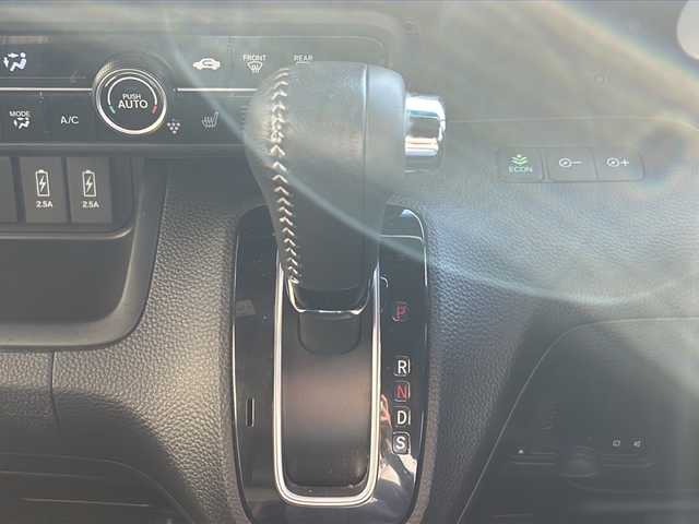 ホンダ Ｎ ＢＯＸ カスタム G L ターボ ホンダセンシング 愛知県 2020(令2)年 3.3万km プラチナホワイトパール ワンオーナー/禁煙車/社外carrozzeriaメモリナビ/　DISC/BT/USB/AUX/HDMI/AM/FM/フルセグTV/デジタルインナーミラー/前後ドラレコ/両側パワースライドドア/バックカメラ/ビルトインETC/追従機能付きクルーズコントロール/レーンキープアシスト/衝突被害軽減システム/横滑り防止装置/革巻きステアリング/ステアリングスイッチ/パドルシフト/前席シートヒーター/USB端子/アイドリングストップ/後席サンシェード/オートライト/LEDヘッドライト/フォグランプ/純正フロアマット/社外16インチAW（EXPLODE）/W＋サイドエアバッグ/取説/保証書/スペアキー