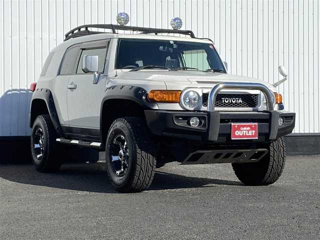 トヨタ ｆｊクルーザー オフロードパッケージ 12年式 平成24年式 パール Id 中古車検索のガリバー