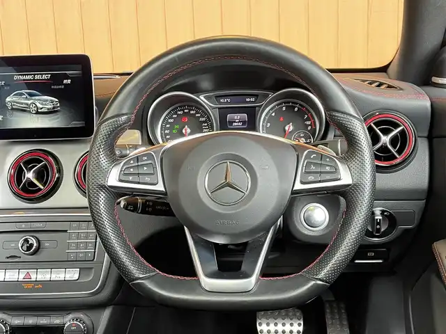 メルセデス・ベンツ ＣＬＡ２５０ シュポルト 4MATIC 愛知県 2017(平29)年 2.8万km カバンサイトブルー ＡＭＧレザーエクスクルーシブＰＫＧ　/レーダーセフティＰＫＧ　/サンルーフ　/Ｈａｒｍａｎ　Ｋａｒｄｏｎスピーカー　/シートヒーター　/パワーシート/ＡＣＣ　/ＬＫＡ　/ＢＳＭ　/ナビ　/ＴＶ　/Ｂｌｕｅｔｏｏｔｈ　/ＤＶＤ　/ＥＴＣ