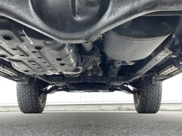 トヨタ ハイラックス サーフ SSR－X 滋賀県 2003(平15)年 11.2万km 黒 ナビ(carrozzeria)/・Bluetooth/・フルセグ/後席モニター（ALPINE)/４WD/デフロック/バックドア開閉ガラス/ドアバイザー/リフトアップ/リアフォグ