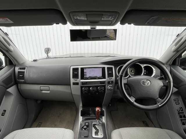 トヨタ ハイラックス サーフ SSR－X 滋賀県 2003(平15)年 11.2万km 黒 ナビ(carrozzeria)/・Bluetooth/・フルセグ/後席モニター（ALPINE)/４WD/デフロック/バックドア開閉ガラス/ドアバイザー/リフトアップ/リアフォグ