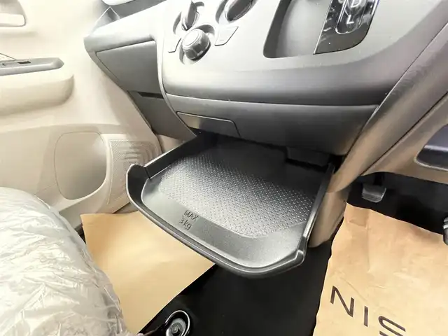 日産 デイズ S 山形県 2025(令7)年 0.1万km未満 ブラック ワンオーナー/純正 7インチディスプレイオーディオ/Bluetooth接続 USB/バックカメラ/オートライト/本革巻ステアリング/外気温度計（メーター内ディスプレイ表示）/ホットプラスパッケージ/（ヒーター付ドアミラー、ステアリングヒーター、前席ヒーター付シート、リヤヒーターダクト）/●PTC素子ヒーター/キーレスキー/スペアキー
