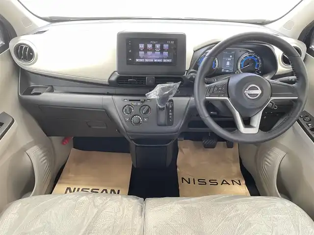 日産 デイズ S 山形県 2025(令7)年 0.1万km未満 ブラック ワンオーナー/純正 7インチディスプレイオーディオ/Bluetooth接続 USB/バックカメラ/オートライト/本革巻ステアリング/外気温度計（メーター内ディスプレイ表示）/ホットプラスパッケージ/（ヒーター付ドアミラー、ステアリングヒーター、前席ヒーター付シート、リヤヒーターダクト）/●PTC素子ヒーター/キーレスキー/スペアキー
