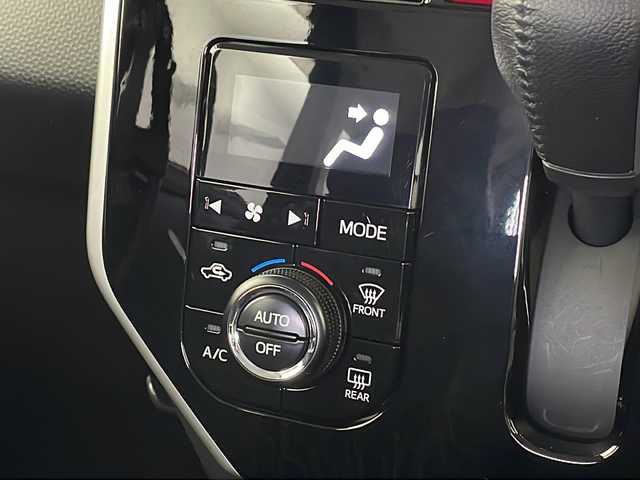 トヨタ タンク カスタムG－T 新潟県 2019(令1)年 2.6万km ブラックマイカメタリック 純正メモリナビ/フルセグTV/Bluetooth/CD/DVD/SD/ビルトインETC/両側パワースライドドア/ステアリングスイッチ/レザーステアリング/クルーズコントロール/前後コーナーセンサー/スマートアシスト/LEDヘッドライト/保証書/取扱説明書