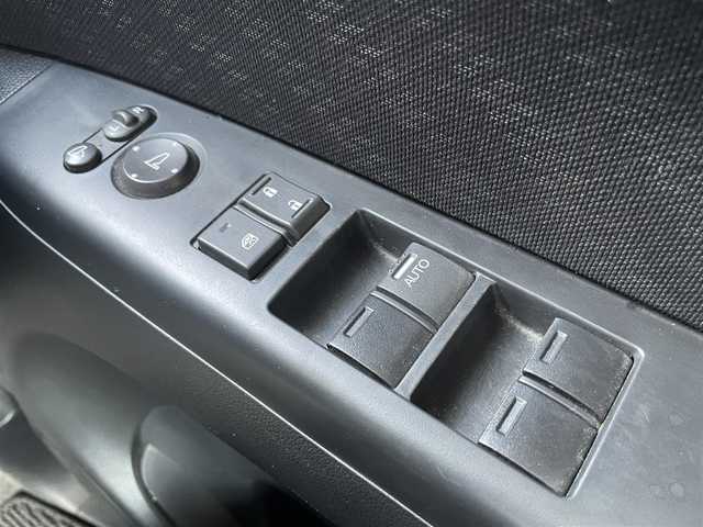 ホンダ Ｎ ＢＯＸ カスタム G Lパッケージ 和歌山県 2013(平25)年 7.7万km プレミアムホワイトパール (株)IDOMが運営する【じしゃロン和歌山店】の自社ローン専用車両になります。こちらは現金またはオートローンご利用時の価格です。自社ローンご希望の方は別途その旨お申付け下さい/純正ナビ/MSV、DVD、ワンセグTV/バックカメラ/スマートキー/スペアキー/プッシュスタート/純正フロアマット/片側パワースライドドア/社外14インチAW車載/オートライト