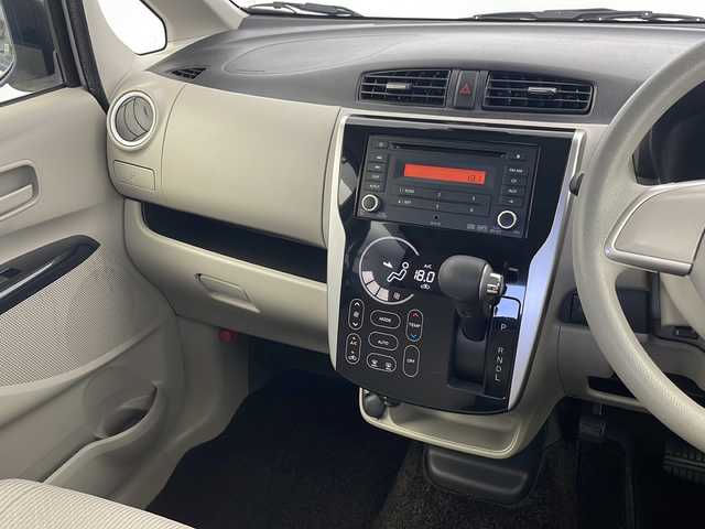 日産 デイズ X 新潟県 2018(平30)年 7.9万km ホワイトパール アラウンドビューモニター　/衝突被害軽減システム　/カーオーディオ　/AUX・AM・FM・CD/前方ドラレコ　/前後コーナーセンサー　/アイドリングストップ　/ETC　/純正フロアマット　/１３インチアルミホイール　/４WD　/スマートキー