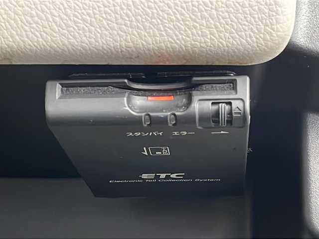 日産 デイズ X 新潟県 2018(平30)年 7.9万km ホワイトパール アラウンドビューモニター　/衝突被害軽減システム　/カーオーディオ　/AUX・AM・FM・CD/前方ドラレコ　/前後コーナーセンサー　/アイドリングストップ　/ETC　/純正フロアマット　/１３インチアルミホイール　/４WD　/スマートキー