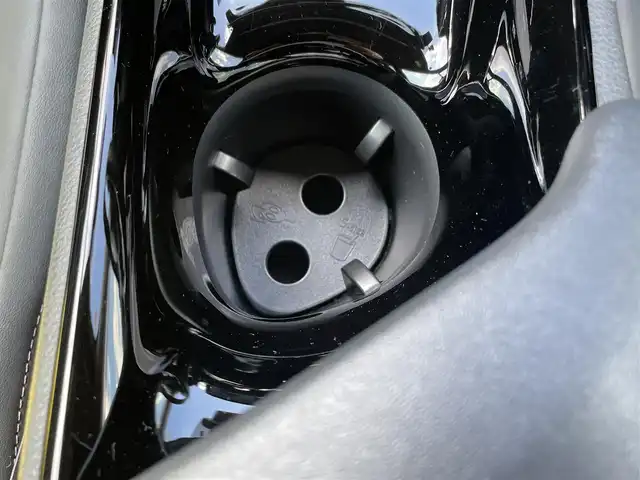 トヨタ Ｃ－ＨＲ S GRスポーツ 岐阜県 2020(令2)年 2.6万km ブラック/エモーショナルレッドⅡ 2トーン ワンオーナー/純正ディスプレイオーディオ/【フルセグテレビ．Bluetooth．AM/FMラジオ】/バックカメラ/クルーズコントロール追従走行有/横滑り防止装置/盗難防止装置/レーンキープアシスト/スマートキー/スペアキー/ドアバイザー/ウィンカーミラー/純正フロアマット/純正アルミホイール/電動格納ミラー/オートライト/オートマチックハイビーム/取扱説明書/保証書