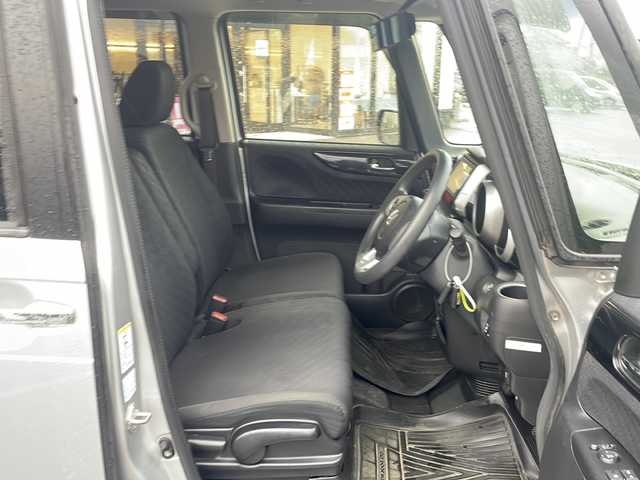 ホンダ Ｎ ＢＯＸ カスタム SSパッケージ 新潟県 2014(平26)年 3.2万km カトラリーシルバーM ナビ：VXM-155VXi/（BT/DTV/FM/AM/ワンセグ）/バックカメラ/両側電動ドア/スペアキー1本/ETC/純正14インチAW/純正フロアマット/ウィンカーミラー/フォグランプ