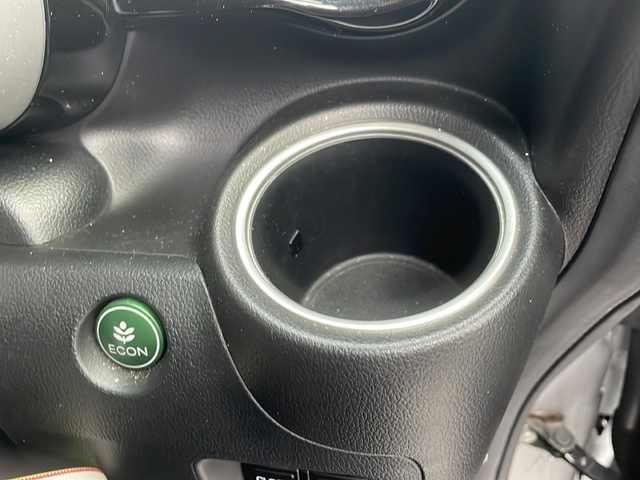 ホンダ Ｎ ＢＯＸ カスタム SSパッケージ 新潟県 2014(平26)年 3.2万km カトラリーシルバーM ナビ：VXM-155VXi/（BT/DTV/FM/AM/ワンセグ）/バックカメラ/両側電動ドア/スペアキー1本/ETC/純正14インチAW/純正フロアマット/ウィンカーミラー/フォグランプ