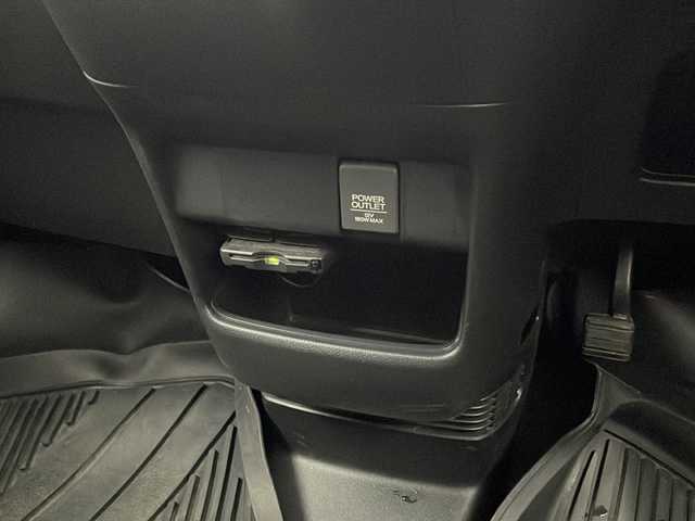 ホンダ Ｎ ＢＯＸ カスタム SSパッケージ 新潟県 2014(平26)年 3.2万km カトラリーシルバーM ナビ：VXM-155VXi/（BT/DTV/FM/AM/ワンセグ）/バックカメラ/両側電動ドア/スペアキー1本/ETC/純正14インチAW/純正フロアマット/ウィンカーミラー/フォグランプ