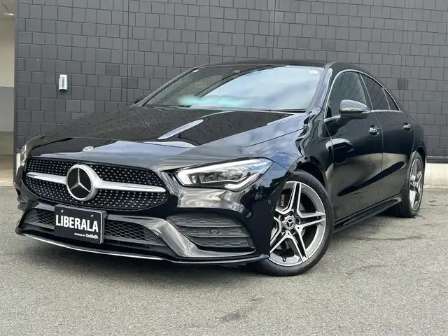 メルセデス・ベンツ ＣＬＡ２００ｄ AMGライン 静岡県 2020(令2)年 2.1万km コスモスブラック AMGライン/パノラミックサンルーフ/レーダーセーフティパッケージ/・アクティブディスタンスアシスト/・アクティブブレーキアシスト/・衝突軽減ブレーキ/・緊急回避補助システム/・渋滞時緊急ブレーキ機能/・ブラインドスポット/・レーンキープアシスト/・ステアリングアシスト/アドバンスドパッケージ/・360°カメラシステム/・ヘッドアップディスプレイ/・アドバンスドサウンドシステム/ナビゲーションパッケージ/Bluetooth/フルセグテレビ/ETC2.0/アンビエントライト(64色)/クルーズコントロール/パーキングアシスト/ハーフレザーシート/・前席シートヒーター/・前席メモリー機能付きパワーシート/純正18インチアルミホイール