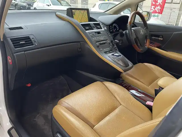 レクサス ＨＳ 250h バージョンI 愛知県 2010(平22)年 10.9万km ホワイトパールクリスタルシャイン 純正HDDナビ/・DVD／MD／MS／地デジTV/バックカメラ/ワイドビューフロントモニター/茶革シート/前席シートヒーター/シートベンチレーション/前席メモリ付パワーシート/クルーズコントロール/ウッドコンビステアリング/本木目パネル/電動リアサンシェード/ススマートキ×２＆カードキー/純正17インチAW/サイド＋カーテンエアバッグ