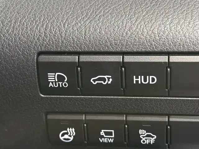 レクサス ＲＸ 450h バージョンL 三重県 2016(平28)年 2.1万km ソニッククォーツ ハイブリッド/FF/MTモード付フロアCVT/12.3型ナビ/（AM/FM/CD/DVD/Blu-ray/SDREC/SD/USB/Bluetooth/AUX/TV）/パノラミックビューモニター（シースルービュー機能付）/ドライブレコーダー 前方/ETC2.0/LEXUS Safety System＋/●プリクラッシュセーフティ/●レーンキーピングアシスト/●レーダークルコン（全車速追従機能付）/●オートハイビーム/・ブラインドスポットモニター＆リヤクロストラフィックアラート・オートブレーキ/・ロードサインアシスト/・先行車発進告知機能/装備/・【OP】電動ムーンルーフ/・3眼LEDヘッドランプ/・セミアニリン本革シート（黒）/・メモリー＆4way電動ランバーサポート付10wayパワーシート（D/N）/・セカンドパワーシート・電動格納機能/・シートヒーター（D/N/2nd左右）＆ベンチレーション（D/N）/・ステアリングヒーター/・タッチレスパワーバックドア/・AC100Vコンセント（100W）/・カラーヘッドアップディスプレイ/・電動チルト&テレスコピックステアリング/・左右独立オートエアコン/・純正20インチAW/・スマートキーx2、カードキーx1/など