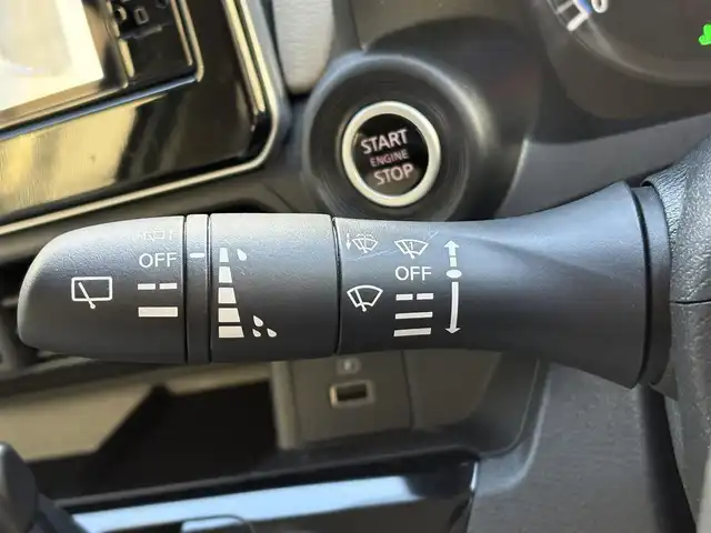 日産 デイズ X 滋賀県 2024(令6)年 1.3万km ホワイトパール 純正9インチナビ/Bluetooth/SD/フルセグ/ETC/全方位カメラ/コーナーセンサー/衝突軽減装置/ステアリングスイッチ/パワーステアリング/純正アルミホイール/オートライト/オートハイビーム/プッシュスタート/スマートキー/オートエアコン