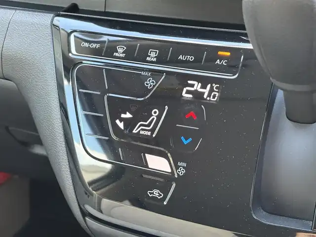 日産 デイズ X 滋賀県 2024(令6)年 1.3万km ホワイトパール 純正9インチナビ/Bluetooth/SD/フルセグ/ETC/全方位カメラ/コーナーセンサー/衝突軽減装置/ステアリングスイッチ/パワーステアリング/純正アルミホイール/オートライト/オートハイビーム/プッシュスタート/スマートキー/オートエアコン