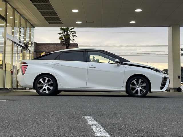 トヨタ ＭＩＲＡＩ 福島県 2020(令2)年 1.9万km パール 純正SDナビ　レザーシート　純正AW　衝突軽減　車両脱線　プッシュスタート　車両脱線　クルコン　ドラレコ付きデジタルインナーミラー　オートライト　オートマチックハイビーム　ETC2.0　シートヒータ　クリアランスソナー　ブラインドスポットモニター　純正フロアマット　ステアリングスイッチ　シートヒータ