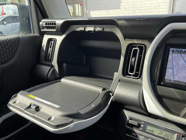 スズキ ハスラー HYBRID X 大分県 2021(令3)年 6.3万km クールカーキPM KENWOODナビ/【MDV-D405BTW】/・Bluetooth/・DVD/CD/・ワンセグTV/・SD/外部端子接続：USB/衝突被害軽減ブレーキ/レーンキープアシスト/前後コーナーセンサー/アイドリングストップ/DN席シートヒーター/ETC/ステアリングスイッチ/シガーソケット/プッシュスタート/スマートキー2本/電動格納ミラー/ウィンカーミラー/ドアバイザー/保証書/取扱説明書