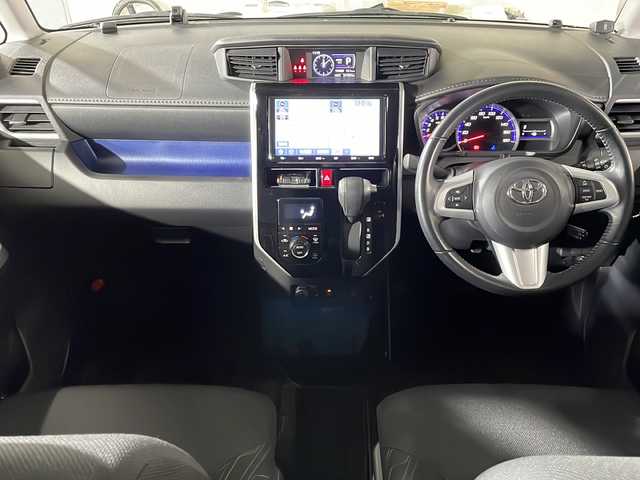 トヨタ タンク カスタムG－T 広島県 2018(平30)年 3.3万km ブラックマイカメタリック/レーザーブルークリスタルシャイン 2トーン 禁煙車/純正９型ナビ/全周囲カメラ/シートヒーター/両側パワースライドドア/クルーズコントロール/ＥＴＣ２．０/ドラレコ/フルセグ/前後コーナーセンサー/レーンキープアシスト/衝突被害軽減/オートライト/LEDヘッドライト/フォグランプ/エアバッグ(運転席/助手席)/純正15インチアルミホイール(175/55/R15)